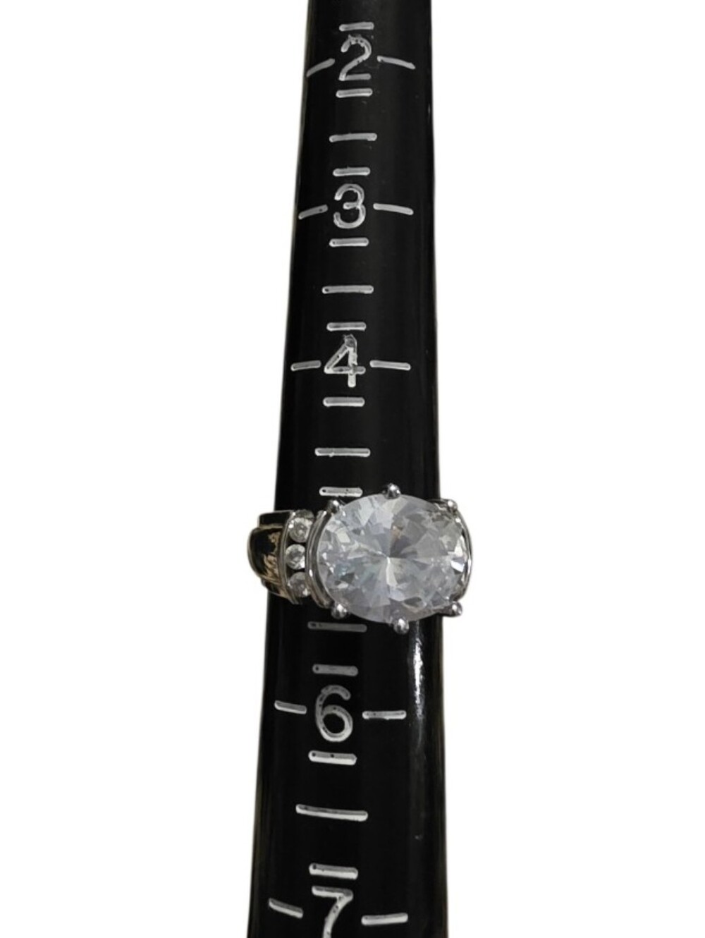 Brilliant White Stone Statement Ring in Silver - Picture 4 of 4